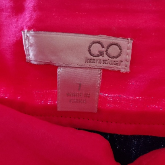 Dress - Picture 2 of 2